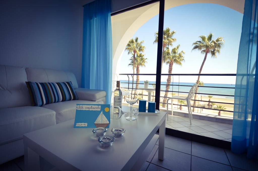 Krasas Beach Apartment Rentals Ларнака Номер фото